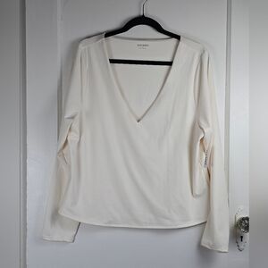 NWT Old Navy Cream Athletic Top 2X